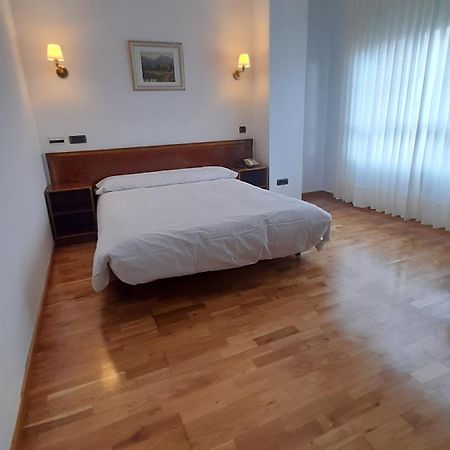 Hotel Las Moreras León Kültér fotó