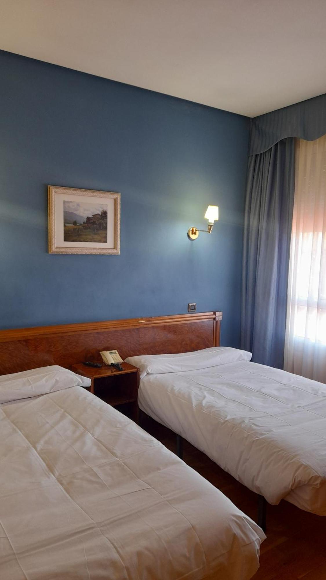 Hotel Las Moreras León Kültér fotó