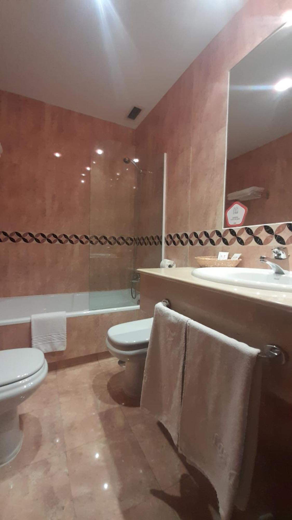 Hotel Las Moreras León Kültér fotó